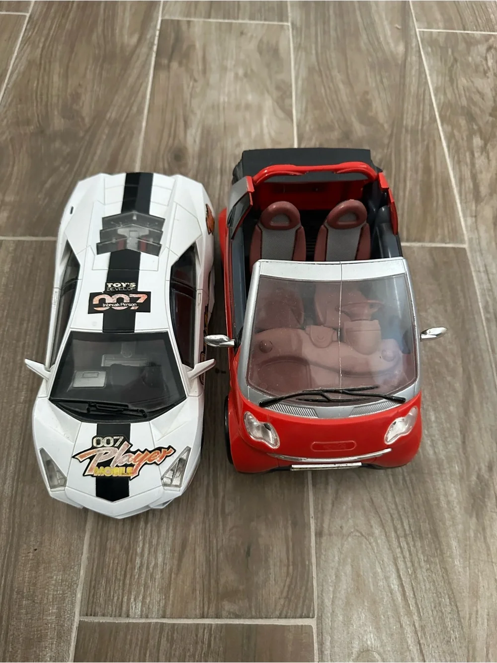 Kids Toy Car Set - White Sports Car & Red Convertible